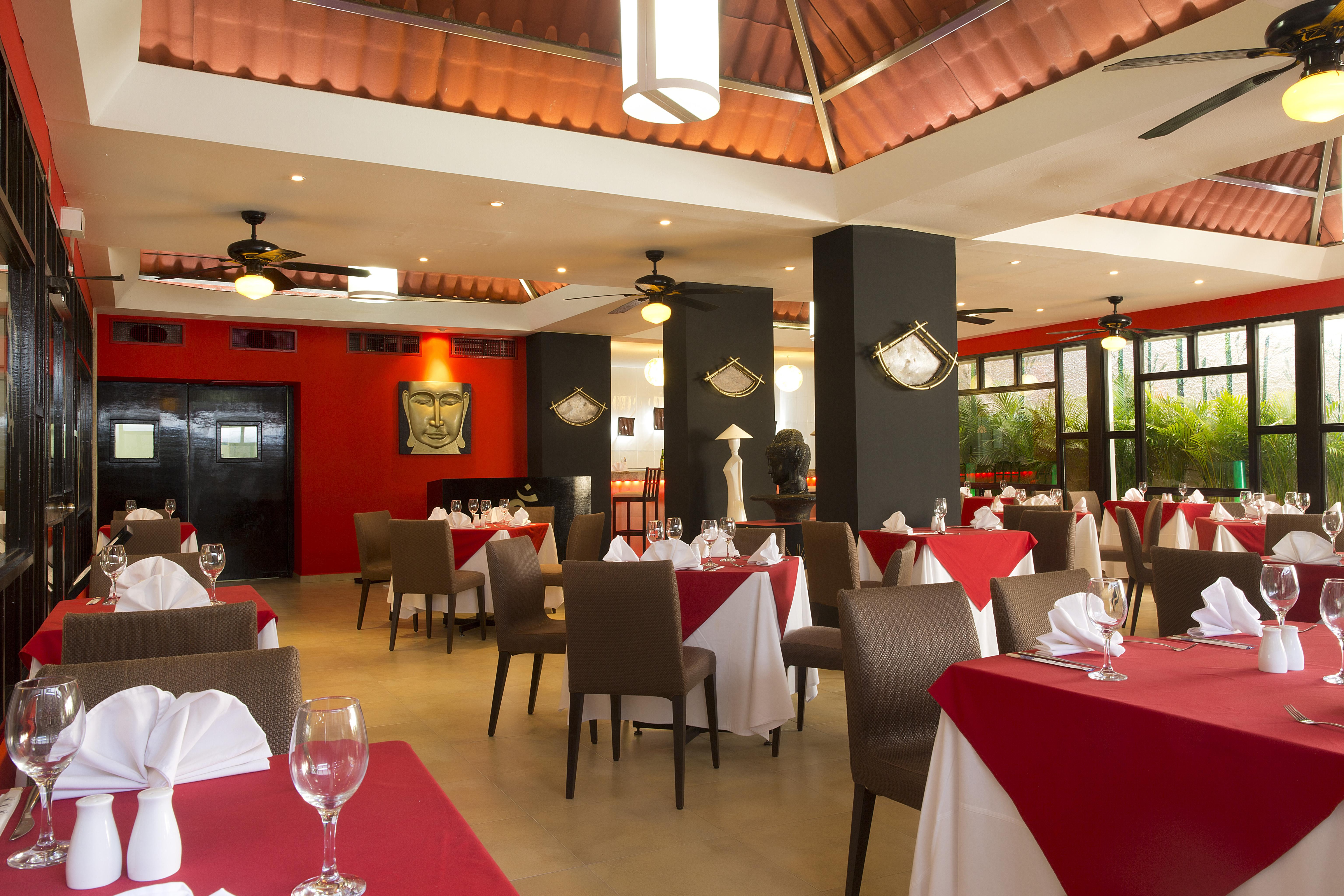 Golden Parnassus Resort & Spa (Adults Only) Канкун Екстер'єр фото