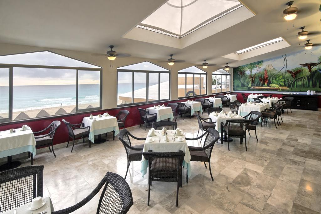 Golden Parnassus Resort & Spa (Adults Only) Канкун Екстер'єр фото