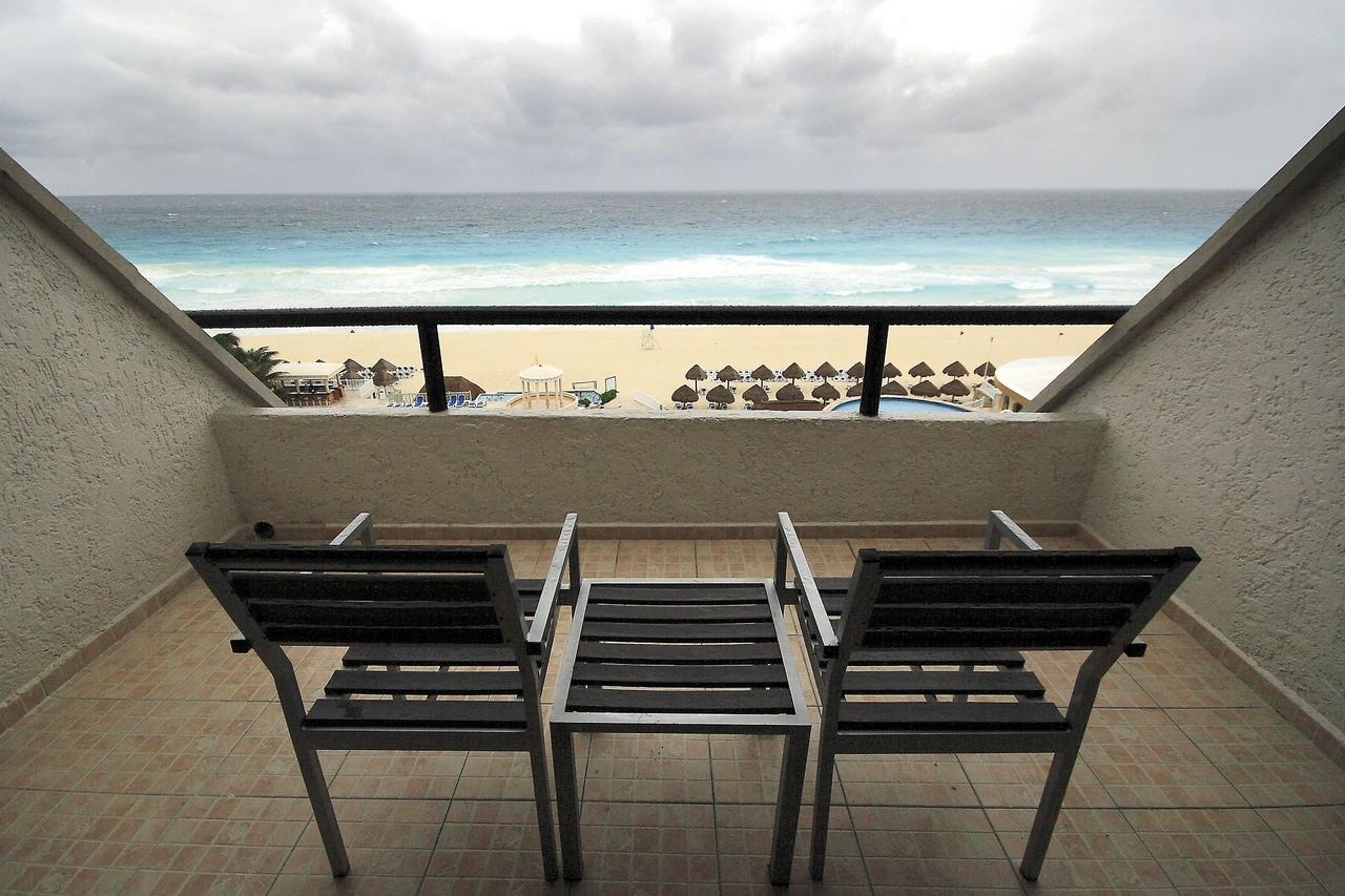 Golden Parnassus Resort & Spa (Adults Only) Канкун Екстер'єр фото